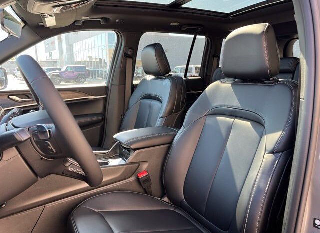 
								Jeep Grand Cherokee full									