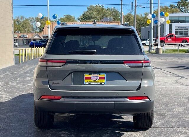 
								Jeep Grand Cherokee full									