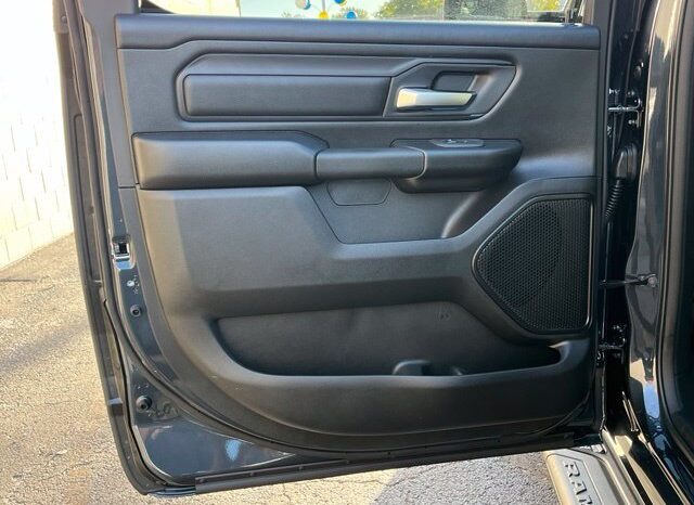 
								Ram 1500 full									