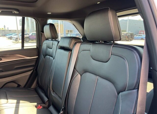 
								Jeep Grand Cherokee full									