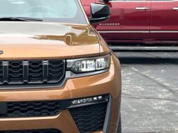 
										Jeep Grand Cherokee full									
