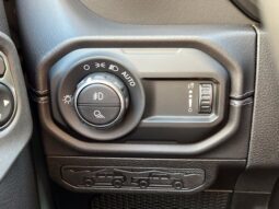 
										Jeep Gladiator full									