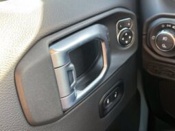 
										Jeep Gladiator full									