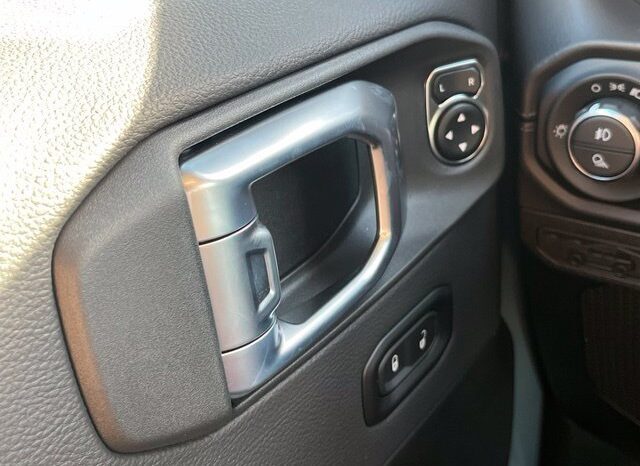 
								Jeep Gladiator full									