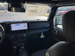 
										Jeep Gladiator full									