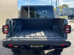 
										Jeep Gladiator full									