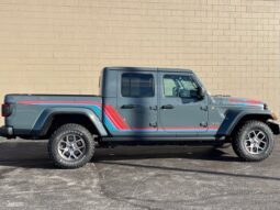 
										Jeep Gladiator full									