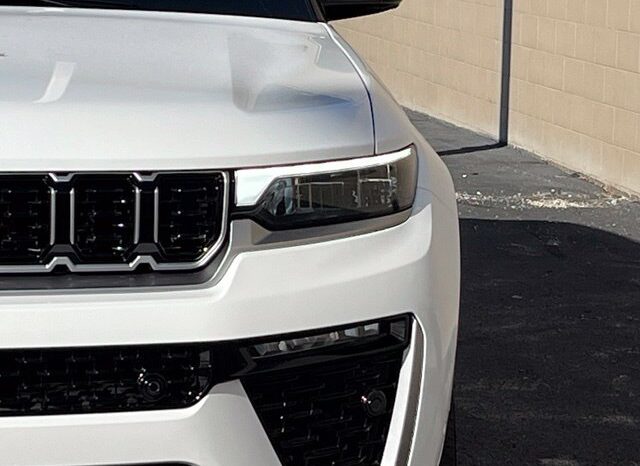 
								Jeep Grand Cherokee L full									