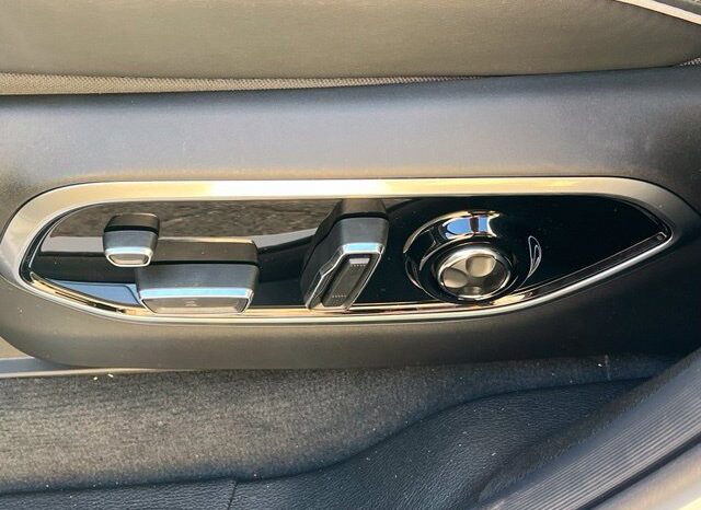 
								Jeep Grand Cherokee L full									