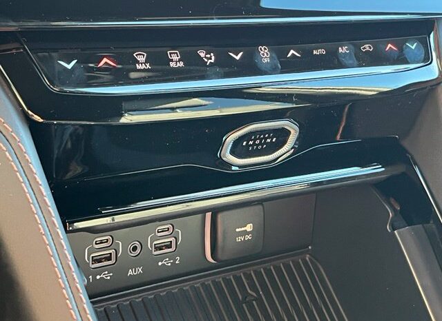 
								Jeep Grand Cherokee L full									