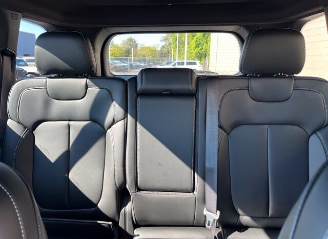 
								Jeep Grand Cherokee full									