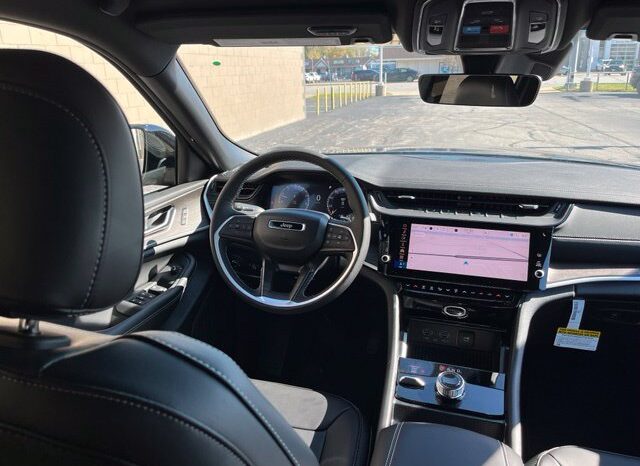 
								Jeep Grand Cherokee full									