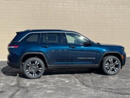 
										Jeep Grand Cherokee full									