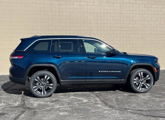 
								Jeep Grand Cherokee full									