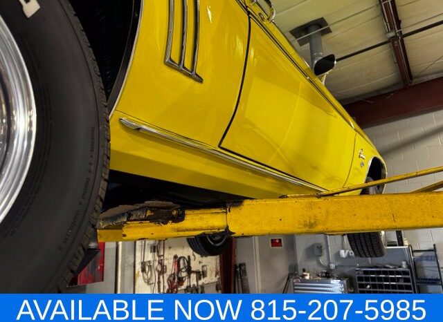 
								Chevrolet Camaro full									