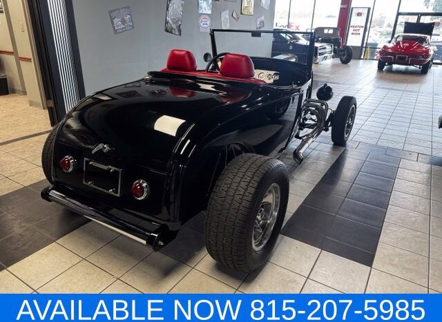 
								Ford roadster full									