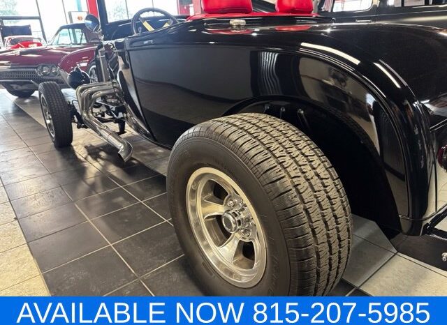 
								Ford roadster full									
