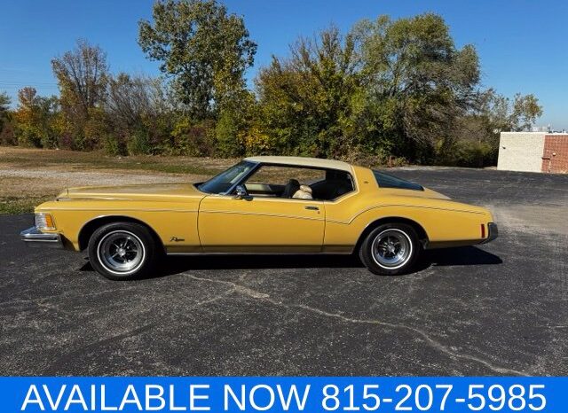 
								Buick Riviera full									