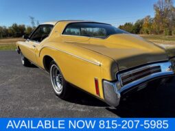 
										Buick Riviera full									