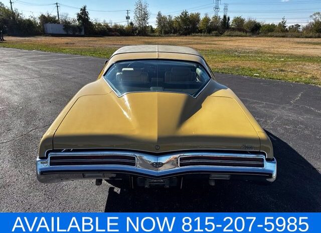 
								Buick Riviera full									