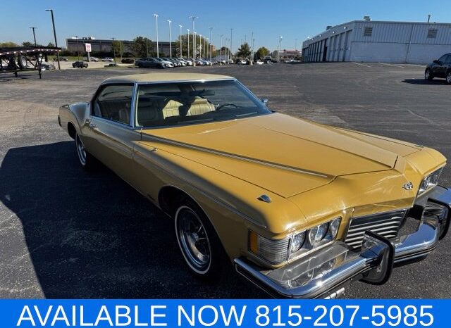 
								Buick Riviera full									