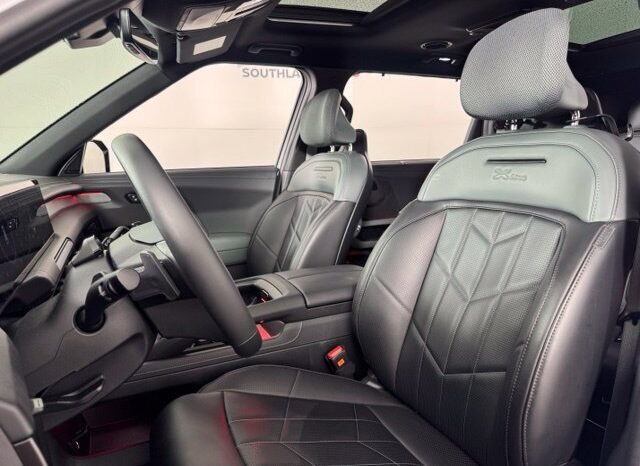 
								Kia Telluride Hybrid full									