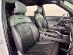 
										Kia Telluride Hybrid full									