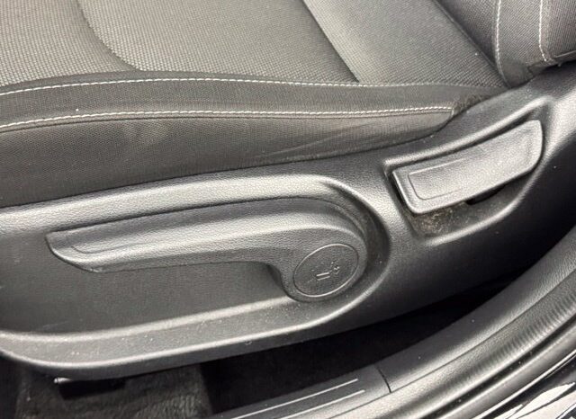 
								Kia Forte full									