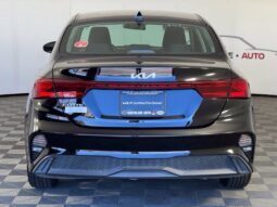
										Kia Forte full									