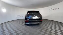 
										Mitsubishi Outlander full									