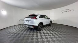
										Mitsubishi Eclipse Cross full									
