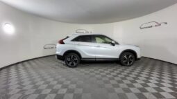 
										Mitsubishi Eclipse Cross full									