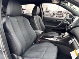 
										Mitsubishi Eclipse Cross full									
