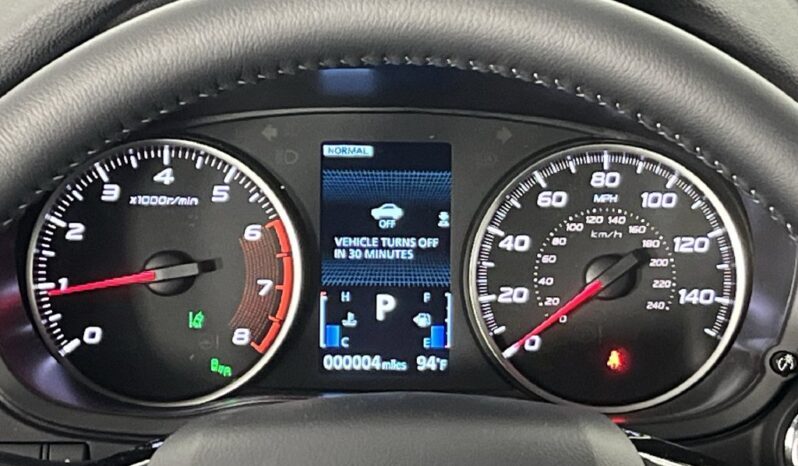 
								Mitsubishi Eclipse Cross full									