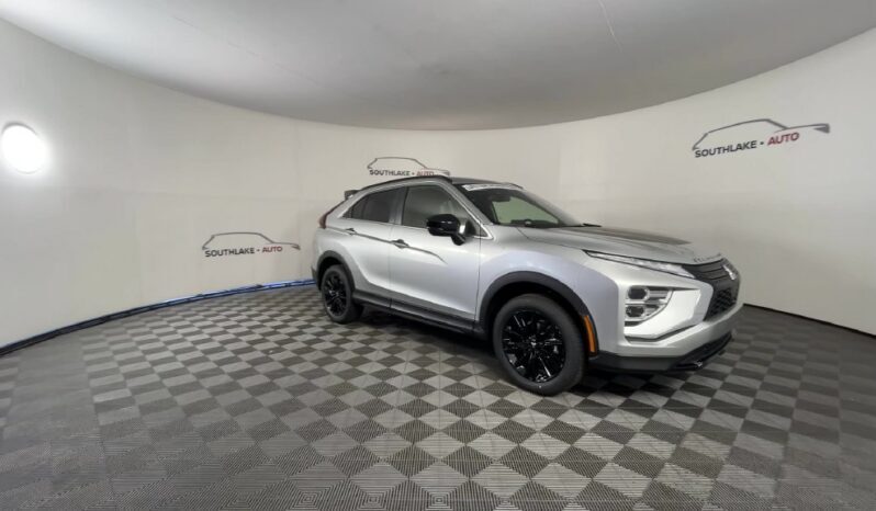 
								Mitsubishi Eclipse Cross full									
