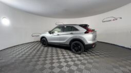 
										Mitsubishi Eclipse Cross full									