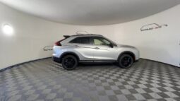 
										Mitsubishi Eclipse Cross full									
