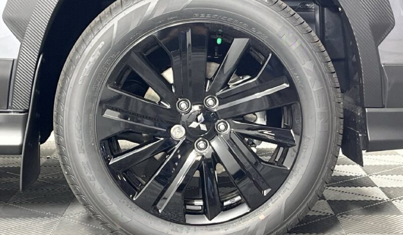 
								Mitsubishi Outlander Sport full									