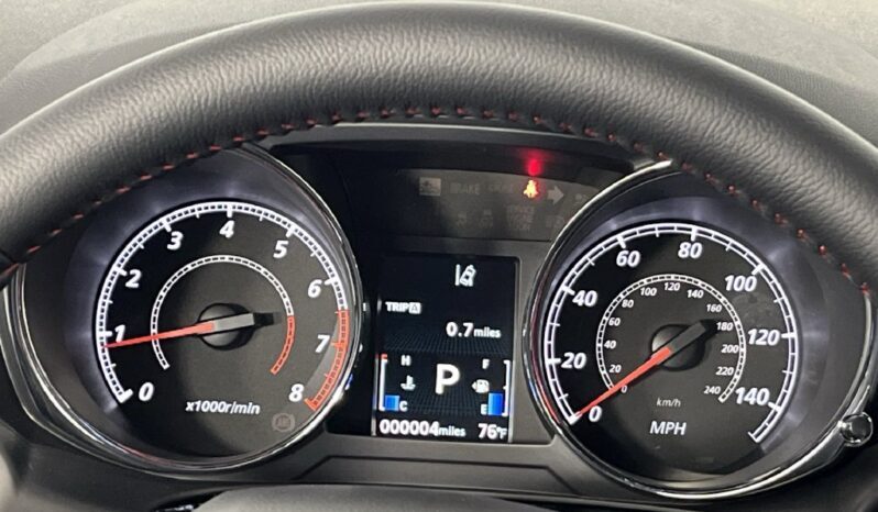 
								Mitsubishi Outlander Sport full									