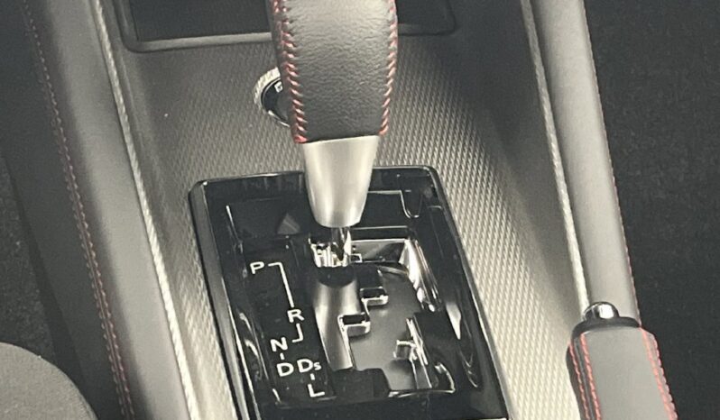
								Mitsubishi Outlander Sport full									