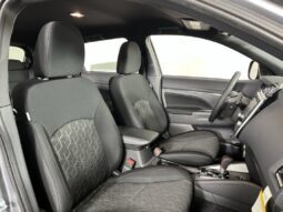 
										Mitsubishi Outlander Sport full									