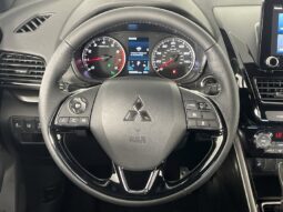 
										Mitsubishi Eclipse Cross full									