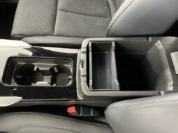 
										Mitsubishi Eclipse Cross full									