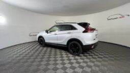 
										Mitsubishi Eclipse Cross full									