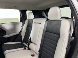 
										Mitsubishi Outlander full									