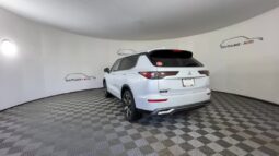 
										Mitsubishi Outlander full									