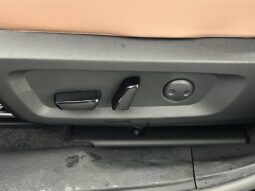 
										Mitsubishi Outlander full									