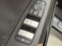 
										Mitsubishi Outlander full									