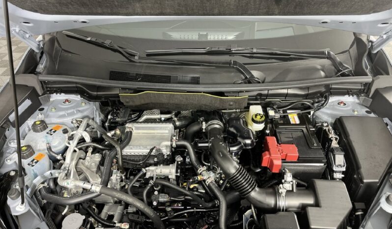 
								Mitsubishi Outlander full									
