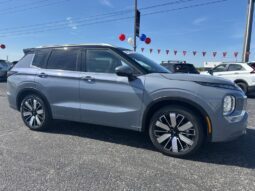 
										Mitsubishi Outlander full									